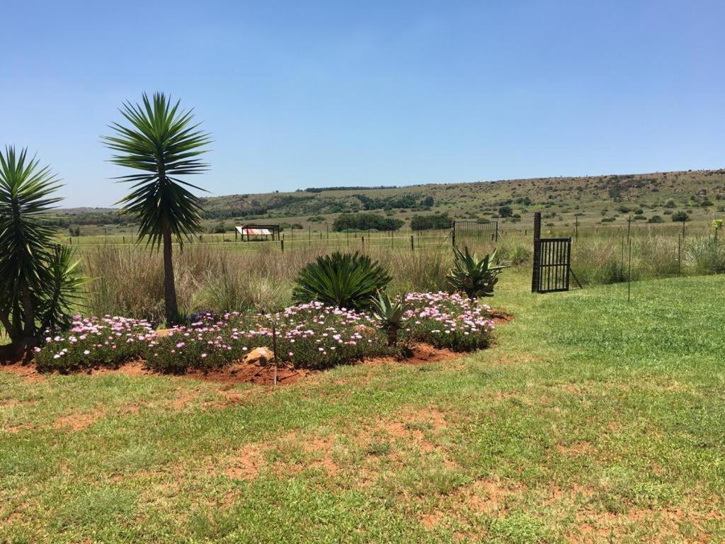 Sanctuary Life Guest Farm Hotel Magaliesburg Exterior photo