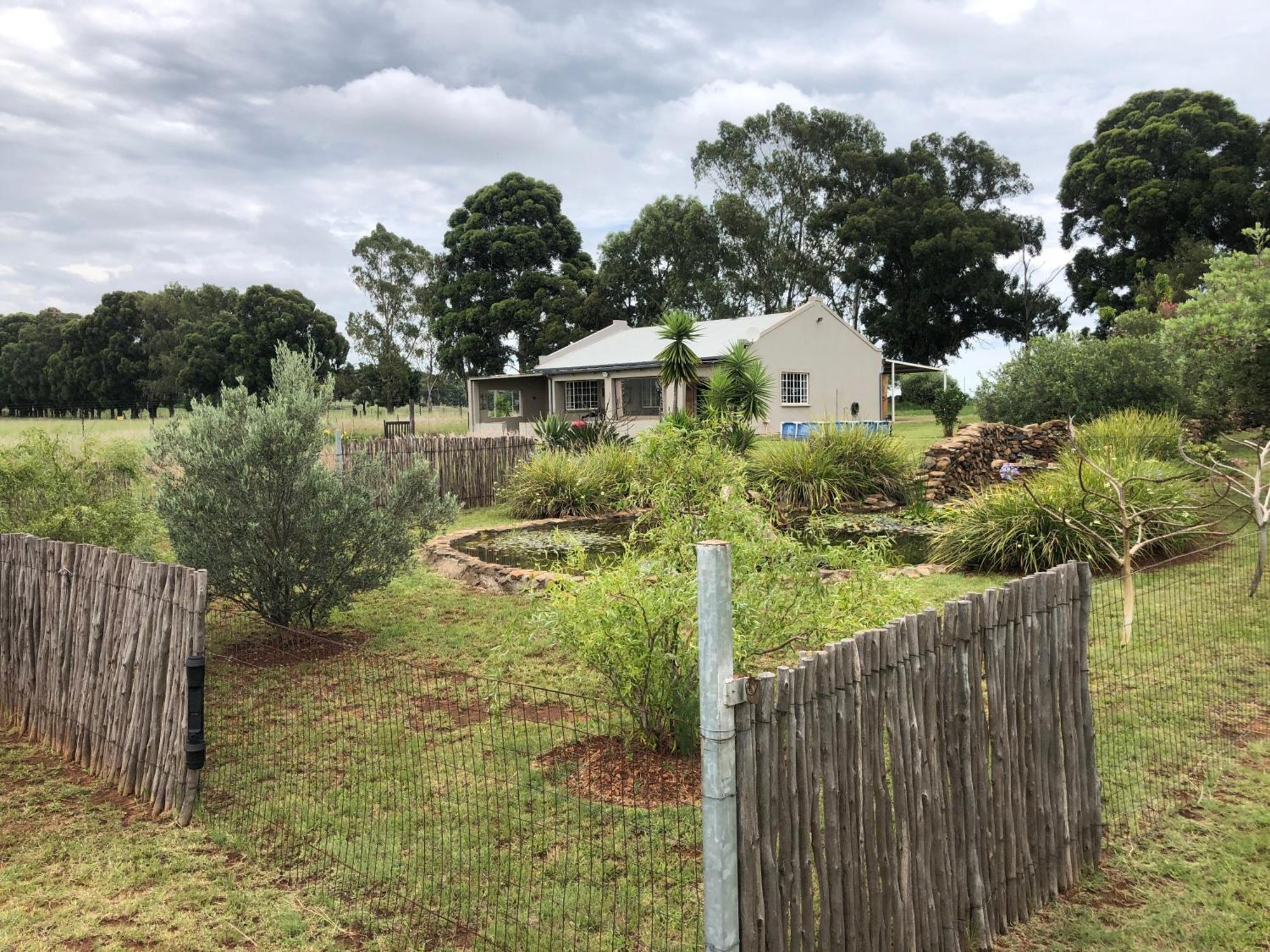 Sanctuary Life Guest Farm Hotel Magaliesburg Exterior photo
